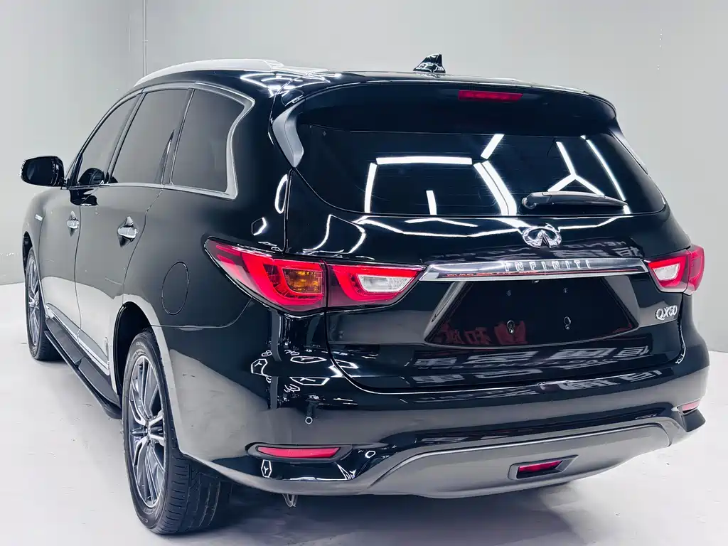 Infiniti QX60 (Import) — миниатюра 3