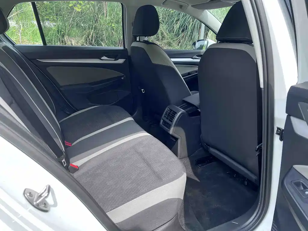 Volkswagen Golf — миниатюра 7