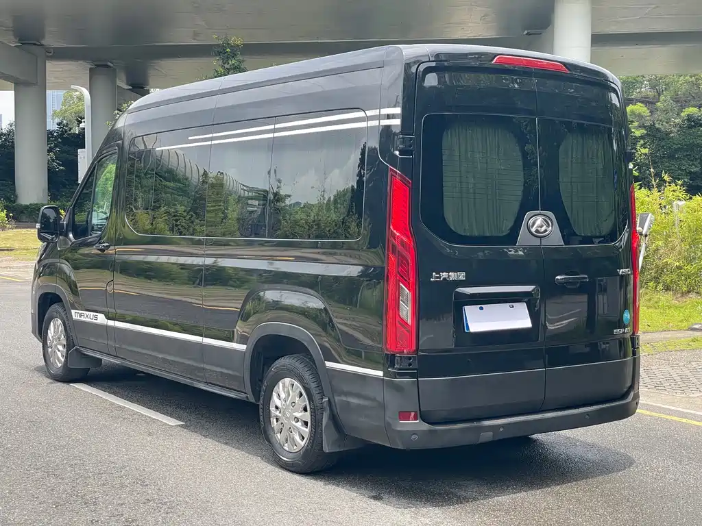 Maxus V90 — миниатюра 4