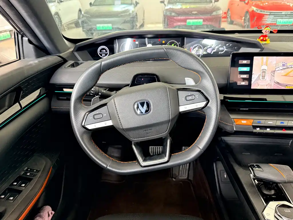 Changan UNI-V — миниатюра 7