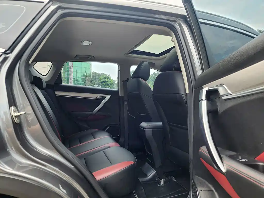 Geely Binyue 1.4T DCT Diamond Edition, фото 11