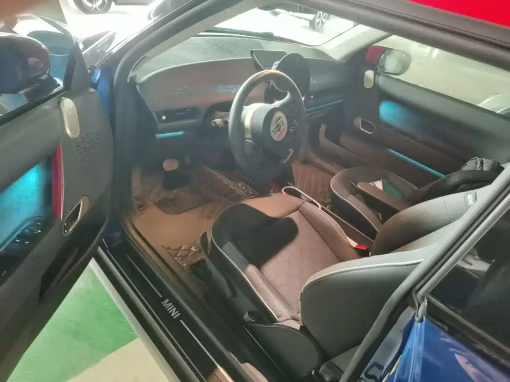 MINI MINI COOPER EV — миниатюра 16