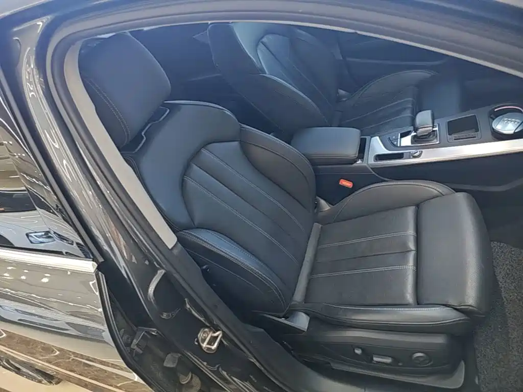 Audi A4L — миниатюра 25