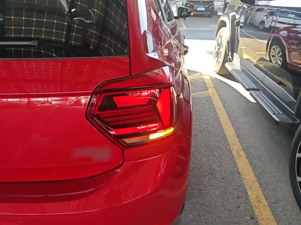Volkswagen Polo — миниатюра 8