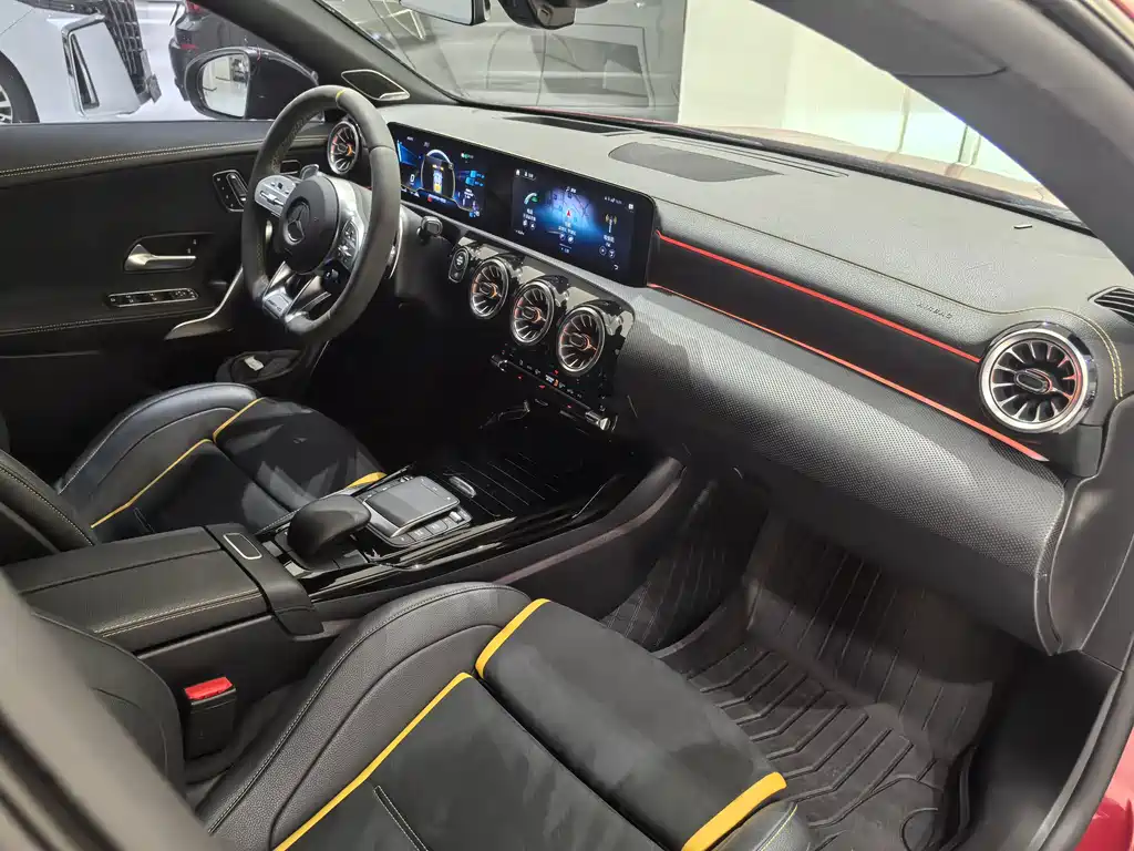 Mercedes-Benz CLA AMG — миниатюра 8
