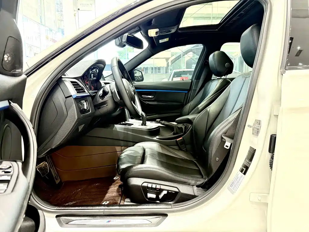 BMW 3 Series — миниатюра 5