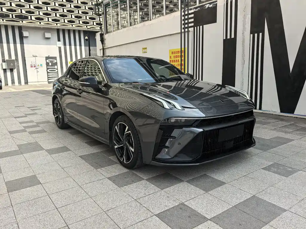 Lynk & Co 03 — миниатюра 2