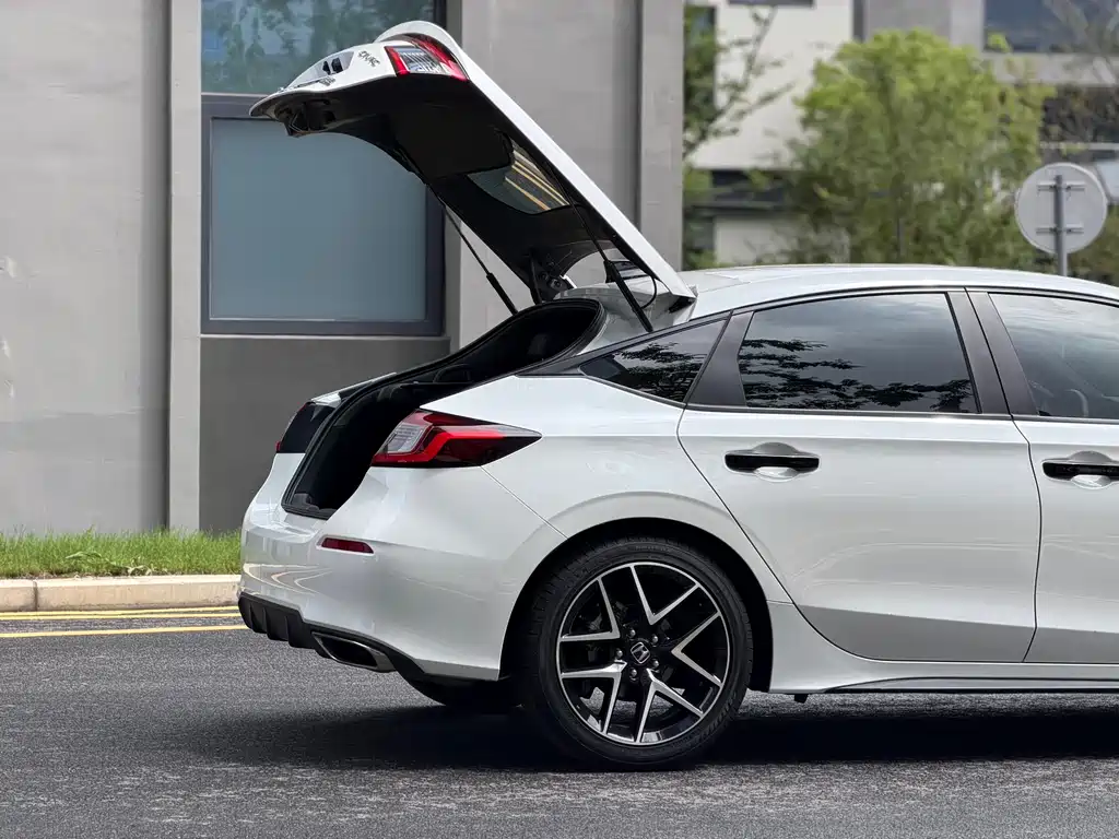 Honda Civic 2023 HATCHBACK 240TURBO MT
