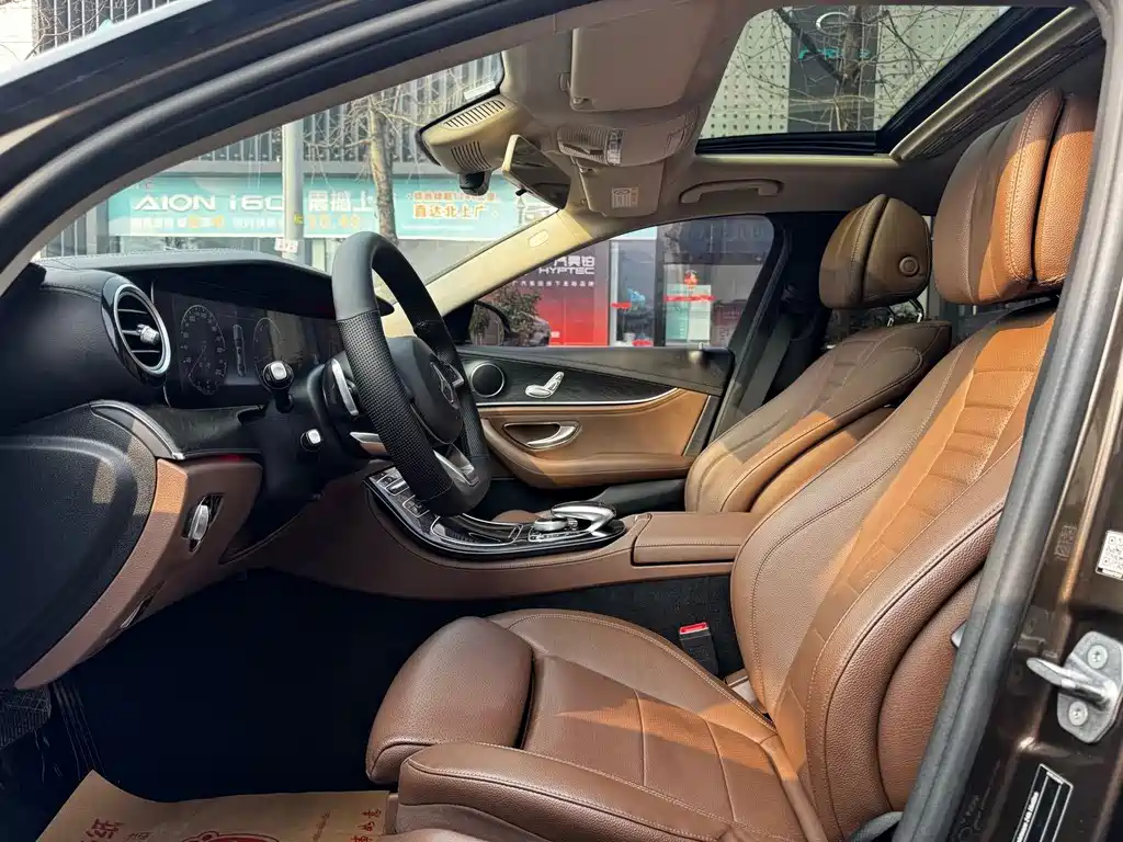 Mercedes-Benz E-Class E 2016 E 200 L Sport