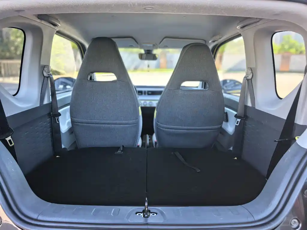 Wuling MINIEV — миниатюра 10