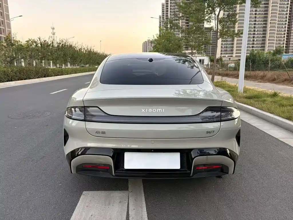 Xiaomi SU7 — миниатюра 8