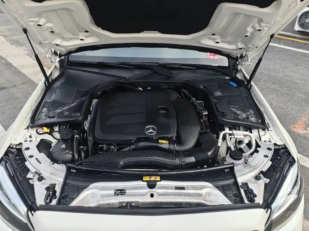 Mercedes-Benz C-Class — миниатюра 10