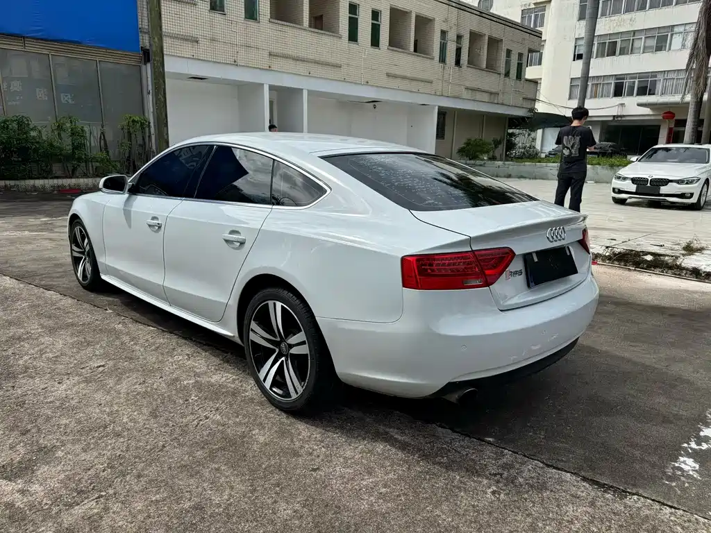 Audi A5 (Import) — миниатюра 9