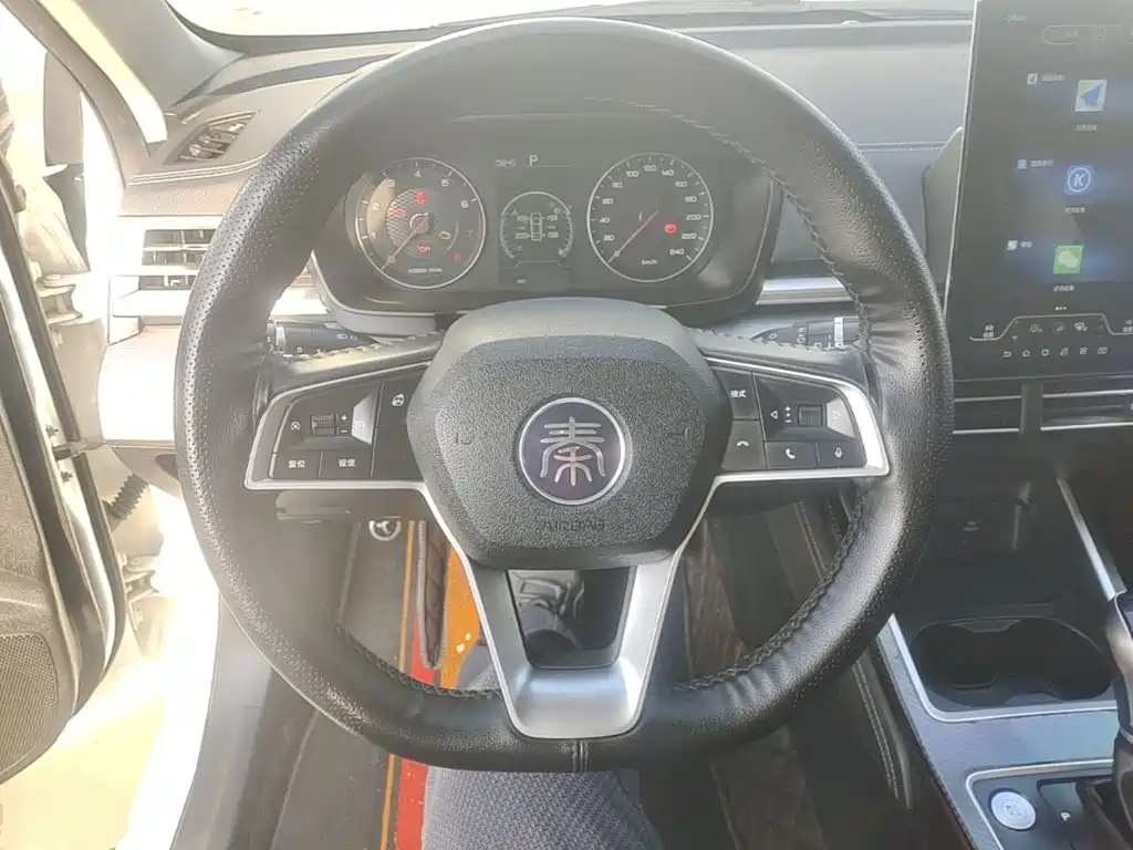 BYD Qin — миниатюра 11