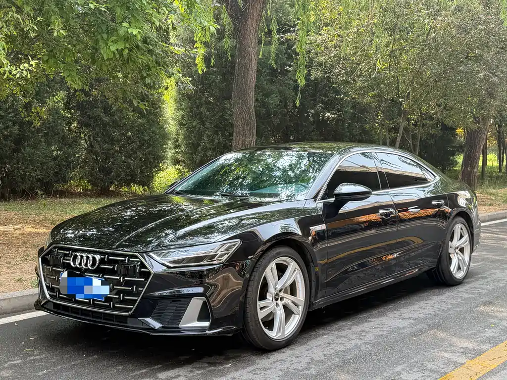 Audi A7L 2023