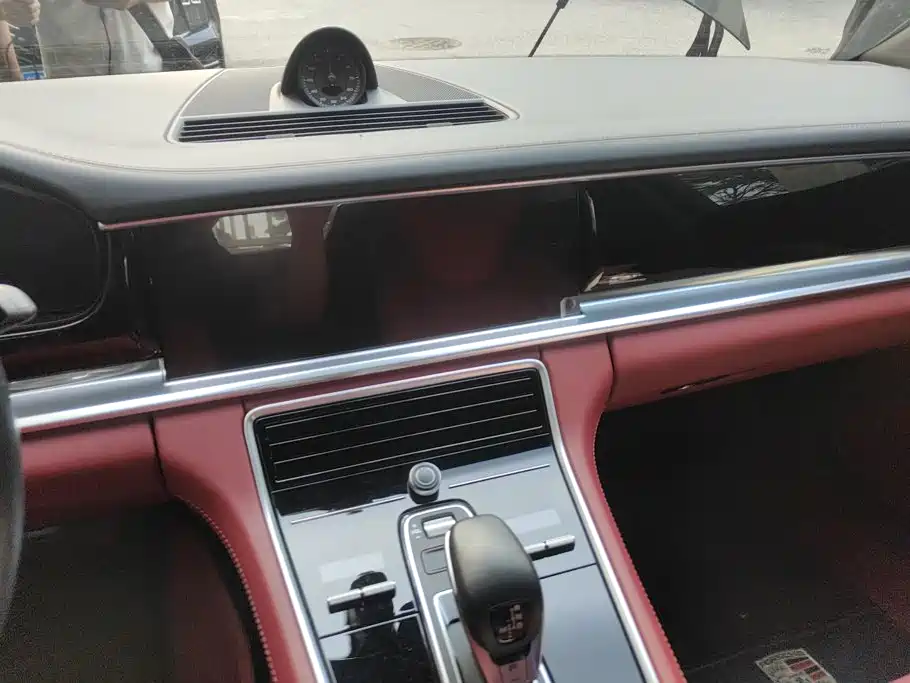 Porsche Panamera — миниатюра 13
