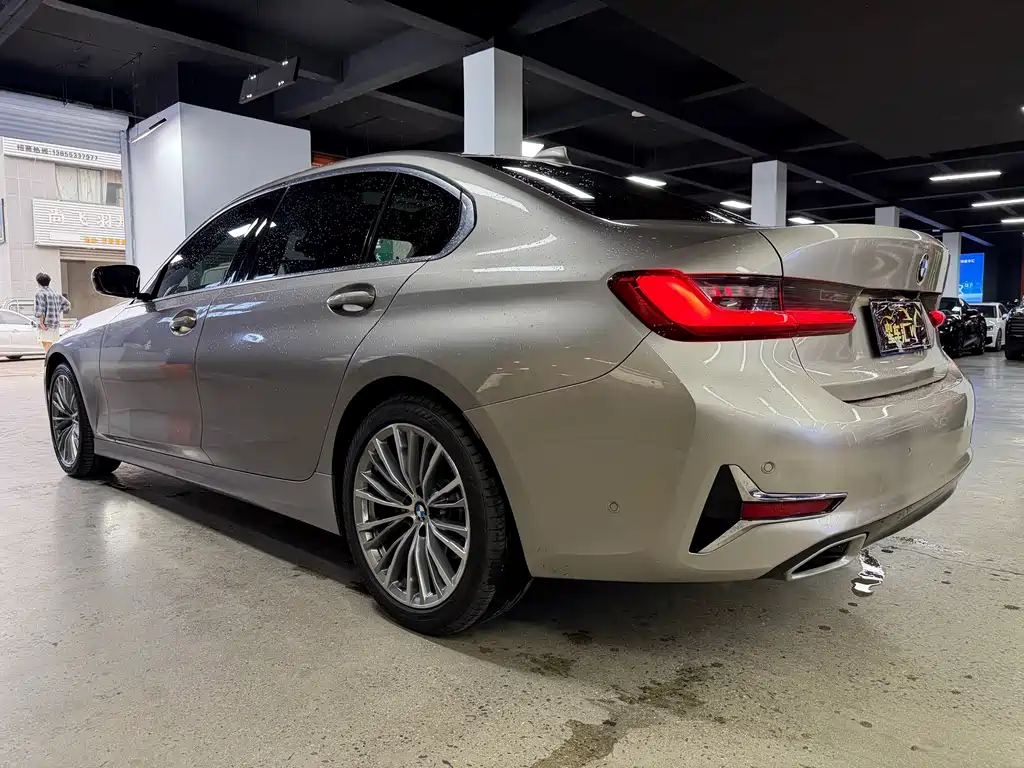 BMW 3 Series — миниатюра 11