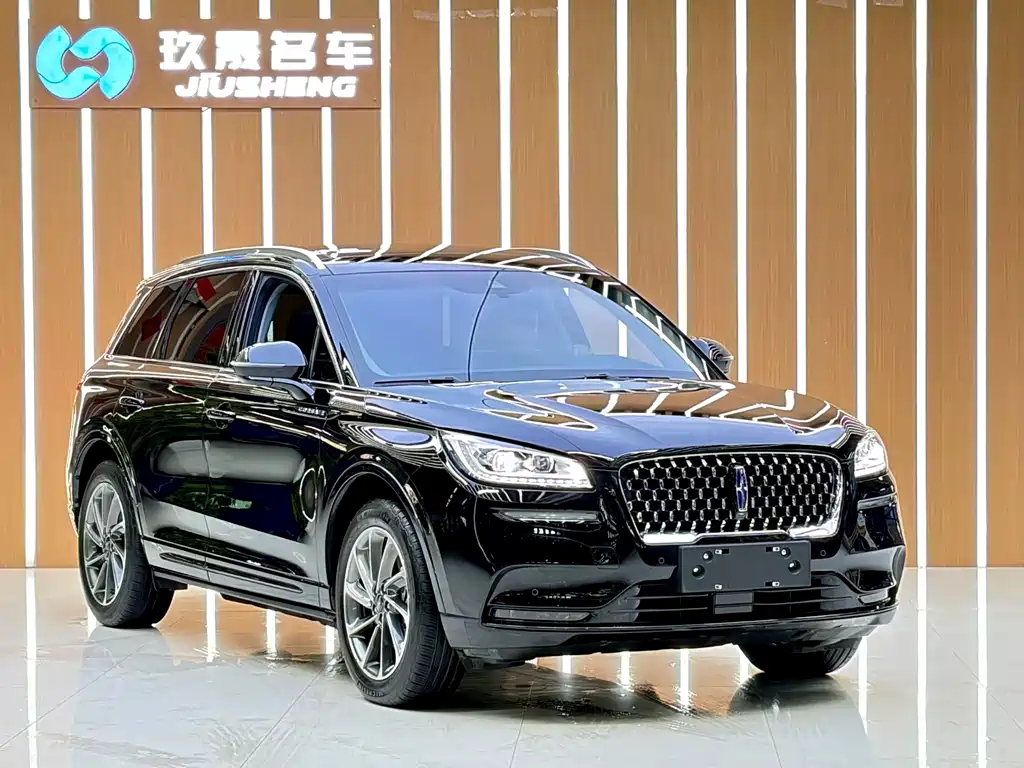 Lincoln Corsair Hybrid — миниатюра 3