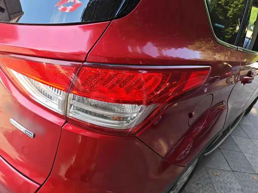 Ford Kuga — миниатюра 8