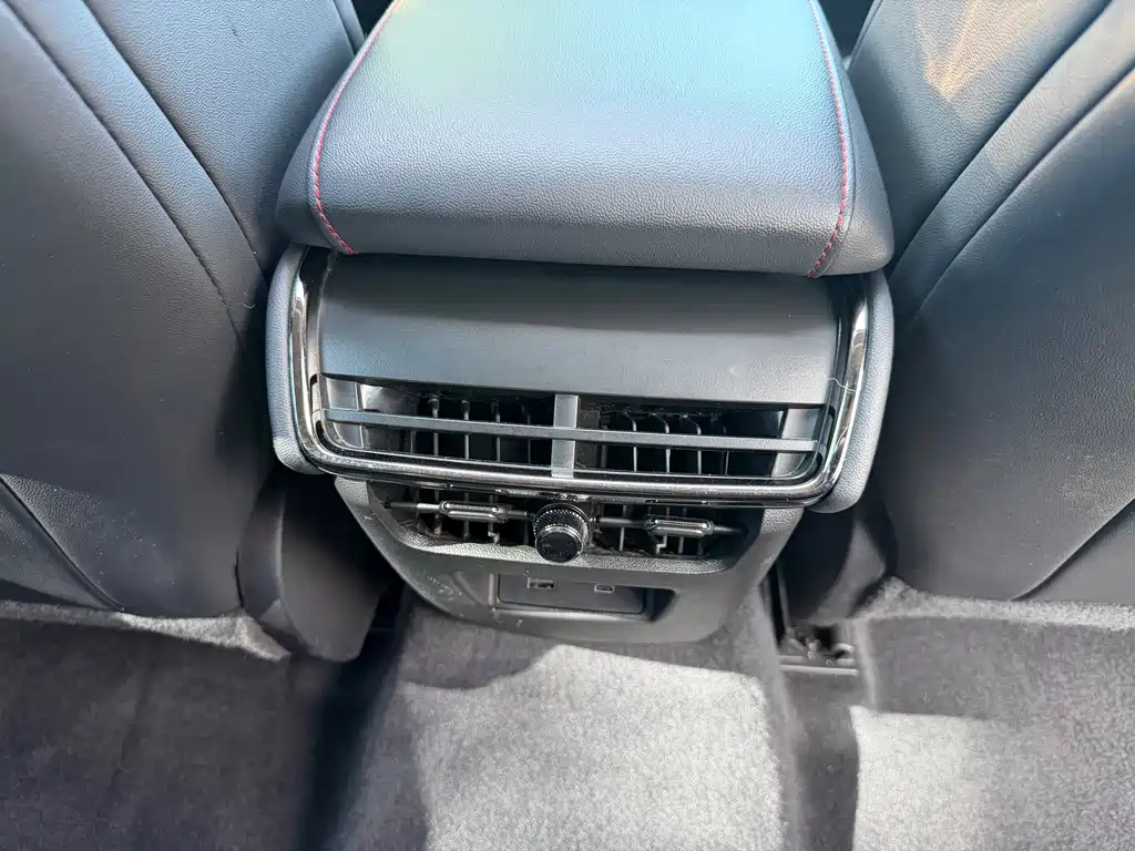 Ford Mondeo — миниатюра 19
