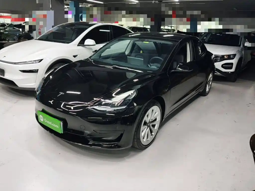Tesla Model 3 — миниатюра 2