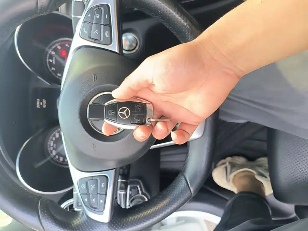 Mercedes-Benz C-Class — миниатюра 9