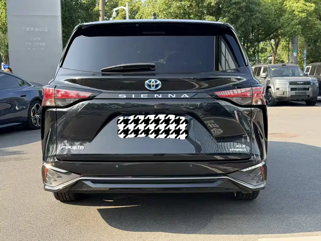 Toyota Sienna 2023 2.5L Comfort