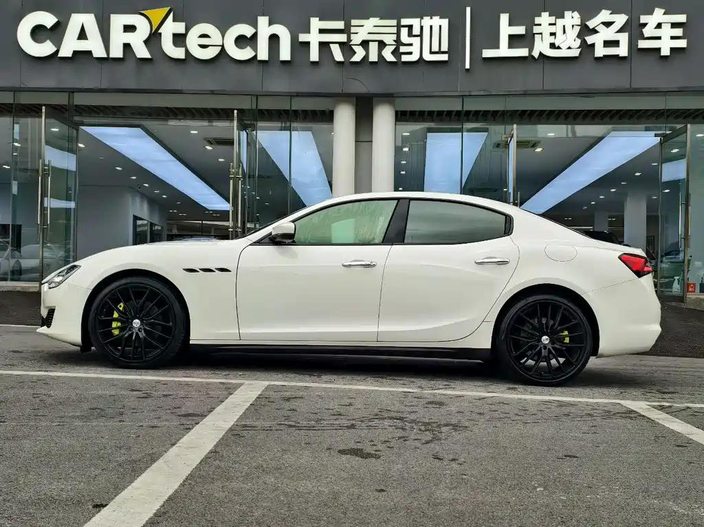 Maserati Ghibli — миниатюра 2