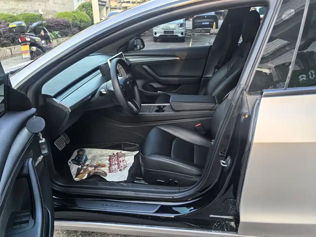 Tesla Model 3 2022 Performance