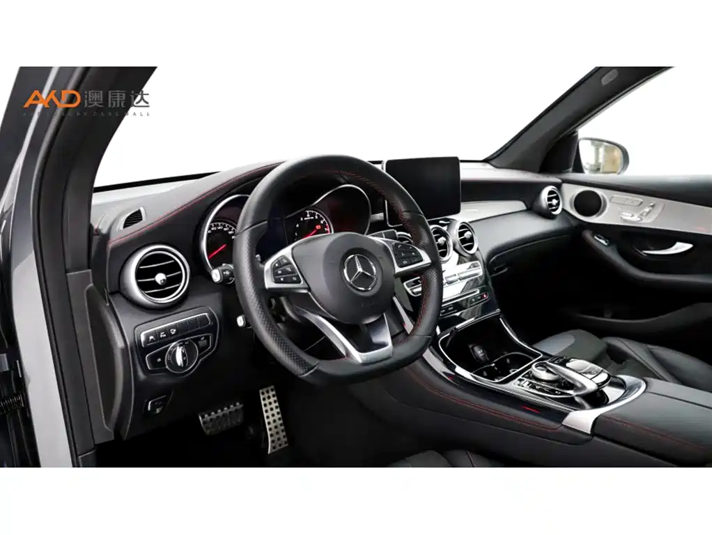 MERCEDES-BENZ GLC AMG