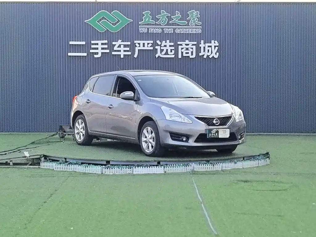 Nissan Tiida — миниатюра 3