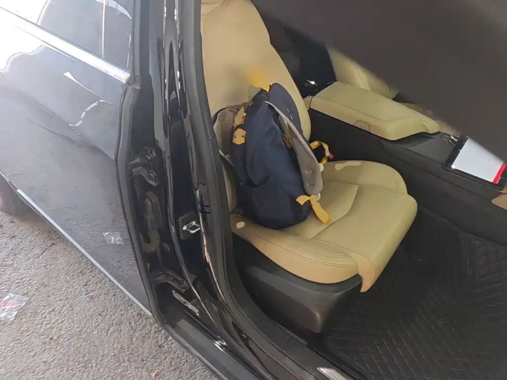 Cadillac CT6 — миниатюра 25