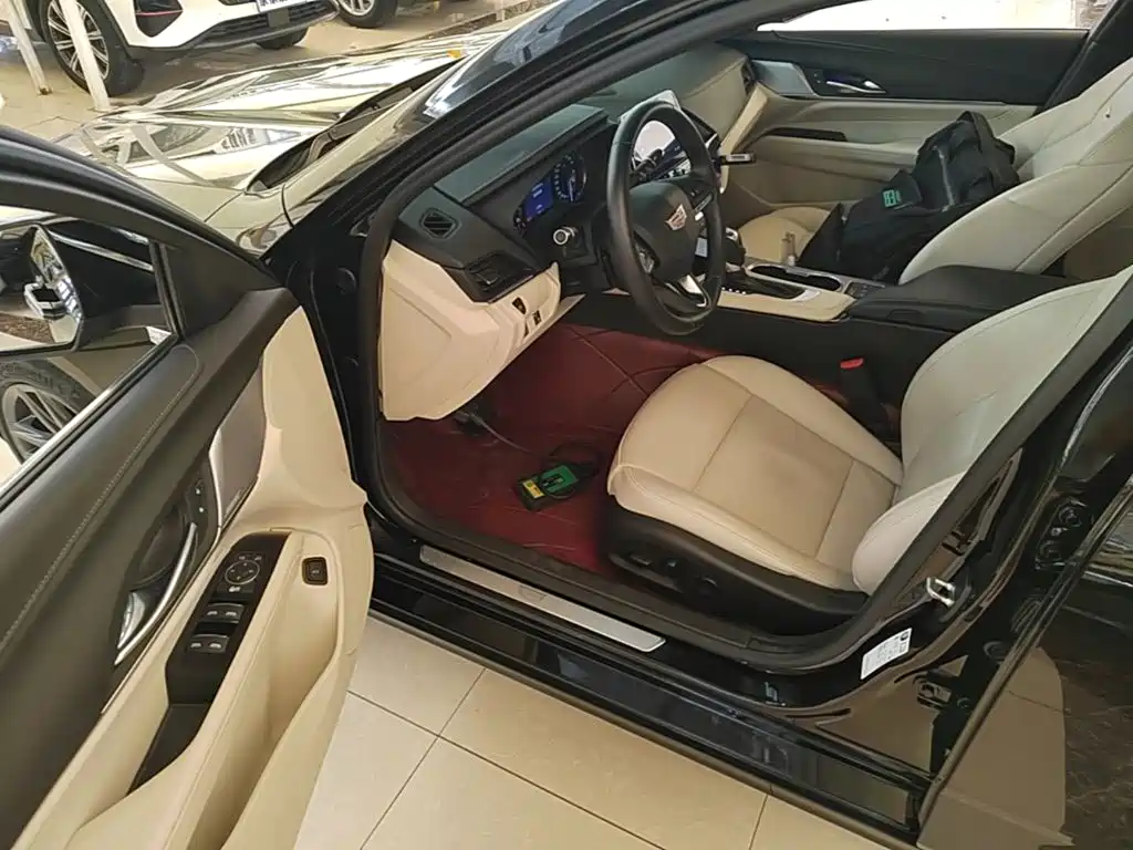 Cadillac CT4 — миниатюра 16