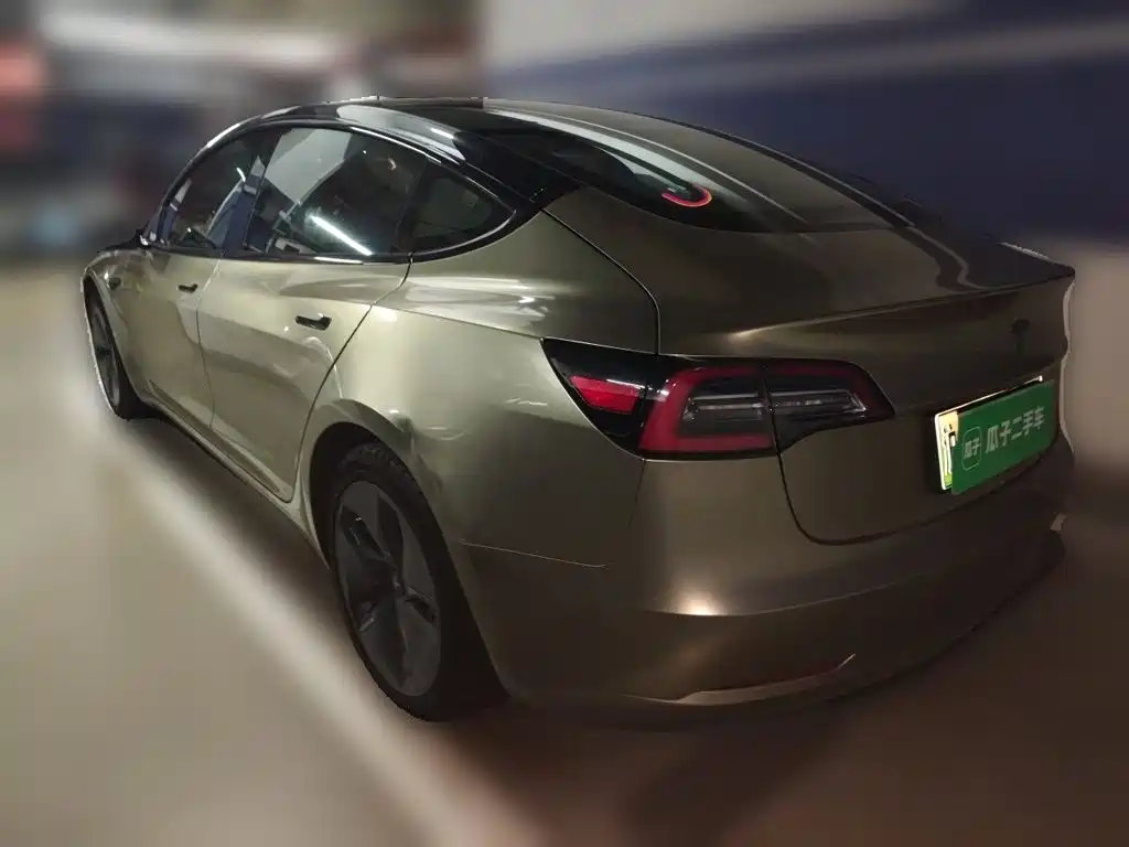 Tesla Model 3 — миниатюра 25