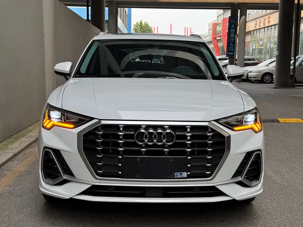 Audi Q3 — миниатюра 2