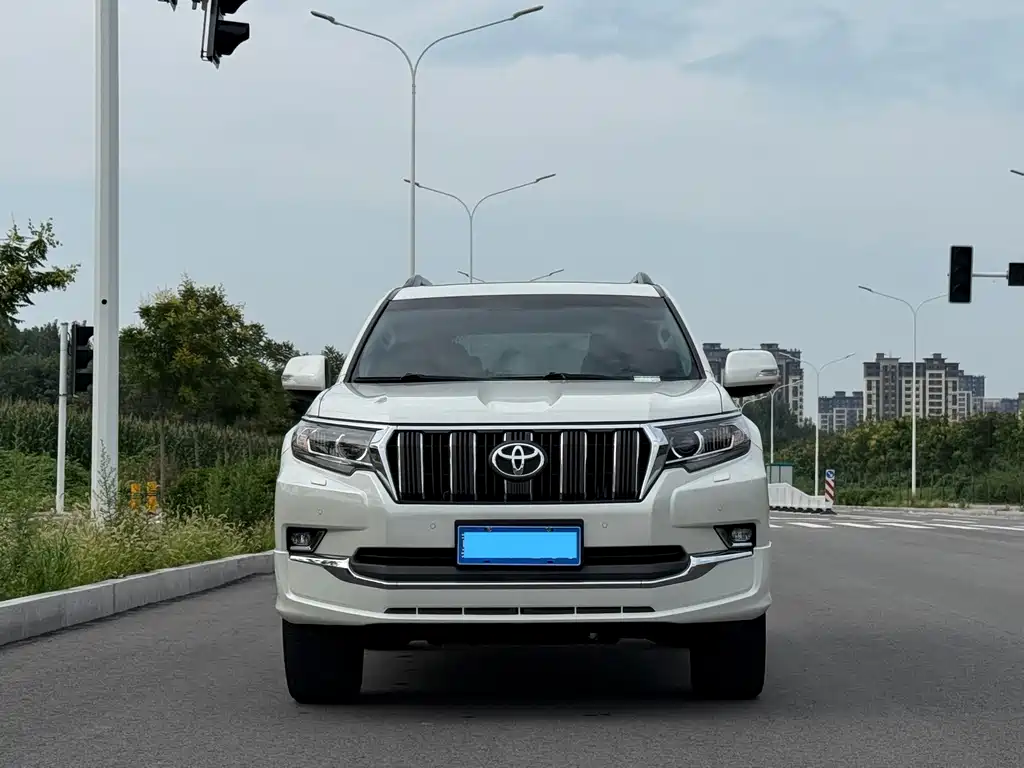 Toyota Prado — миниатюра 2