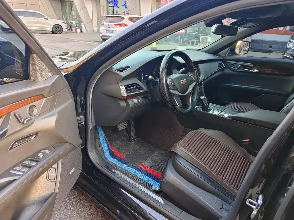 Cadillac CT6 — миниатюра 7