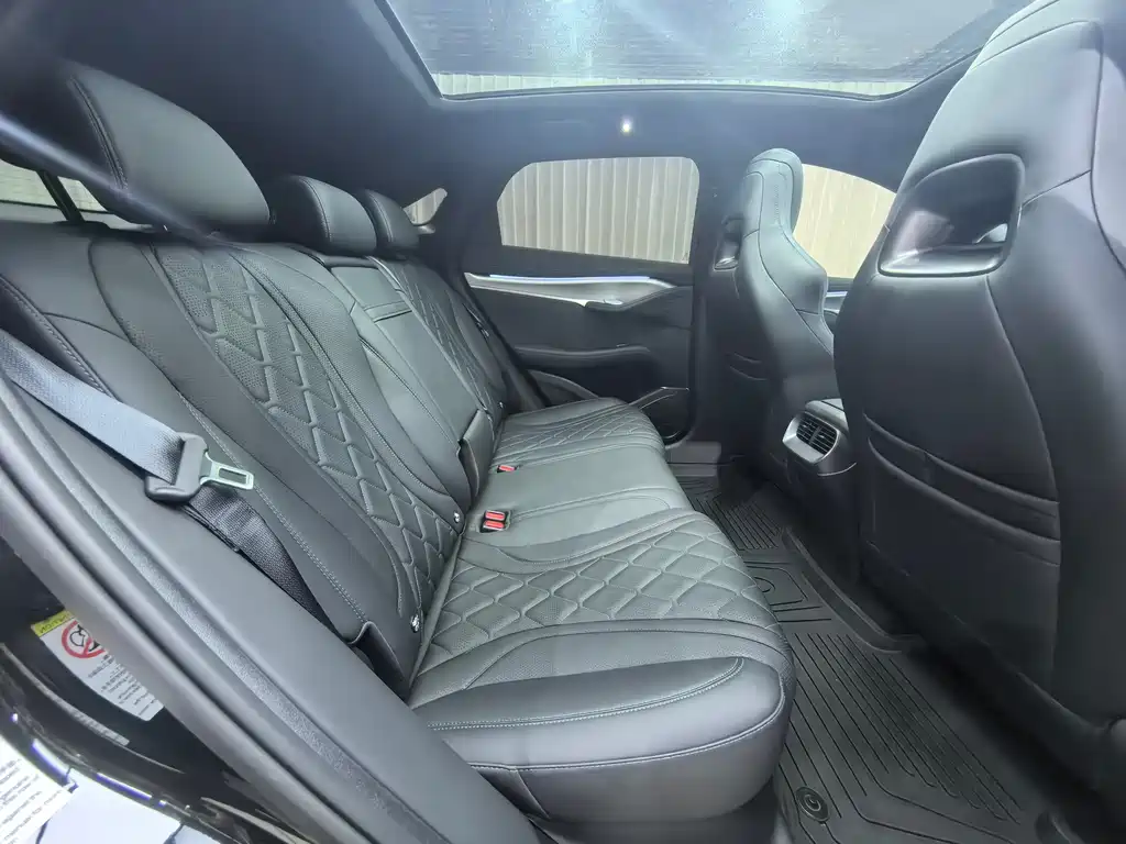 BYD Seal 07 EV — миниатюра 13