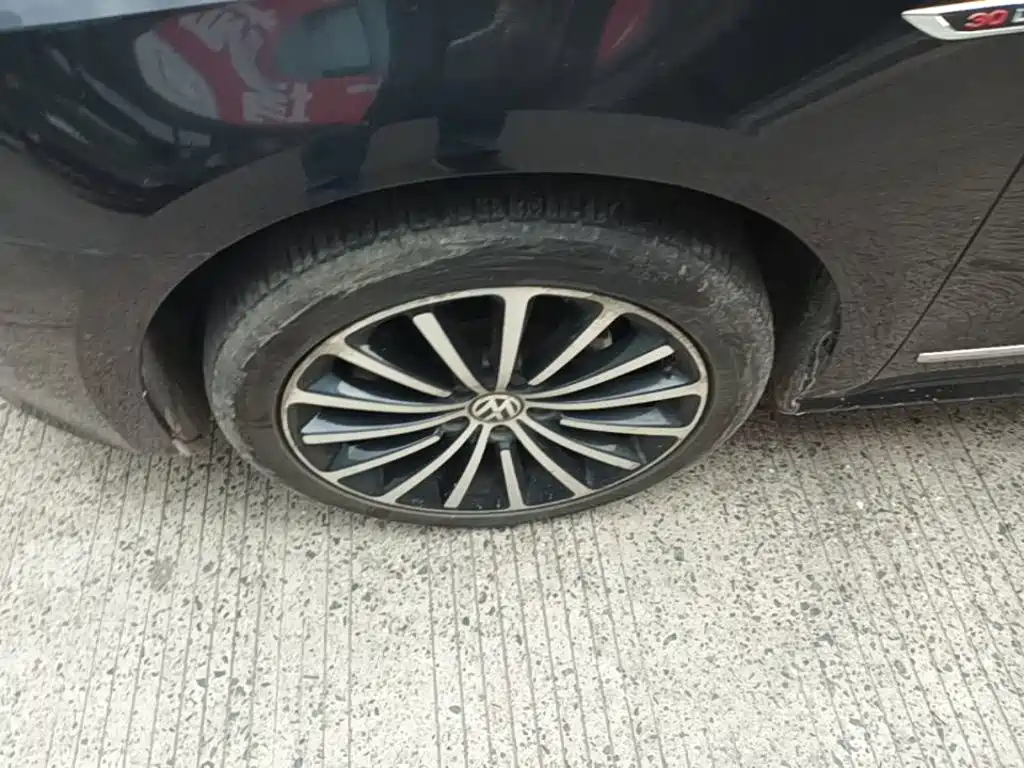 Volkswagen Passat — миниатюра 23