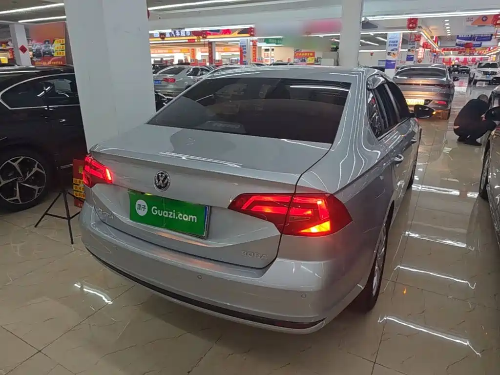 Volkswagen Bora — миниатюра 7
