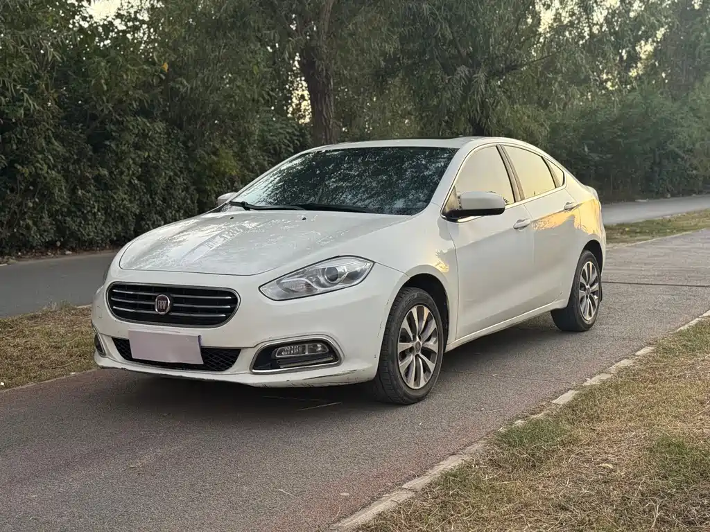 Fiat Viaggio — миниатюра 3