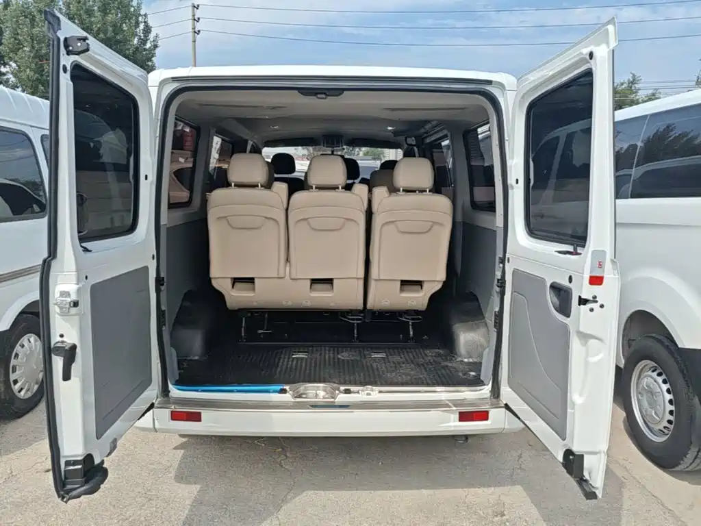 Maxus V80 — миниатюра 19