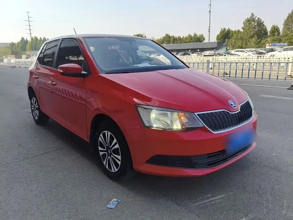 Skoda Fabia — миниатюра 4