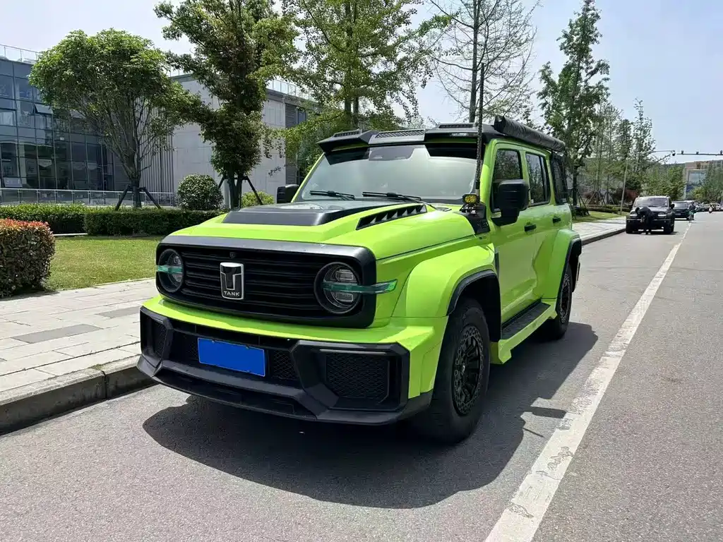 Tank Tank 300 2021