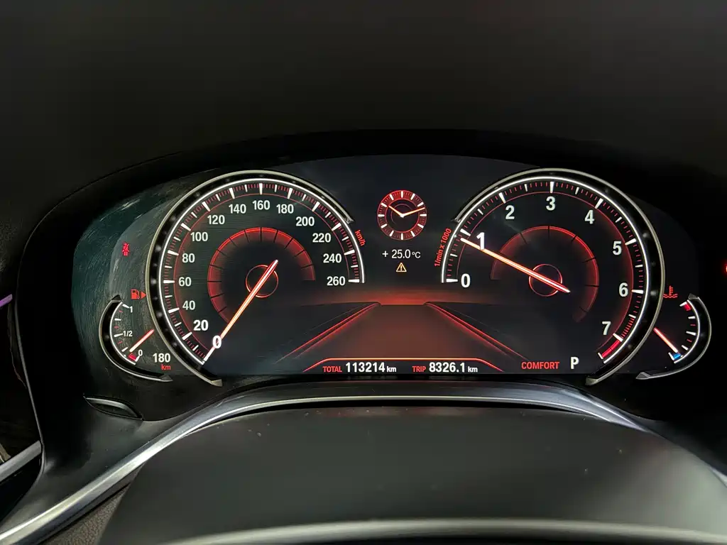 BMW 7 Series — миниатюра 14