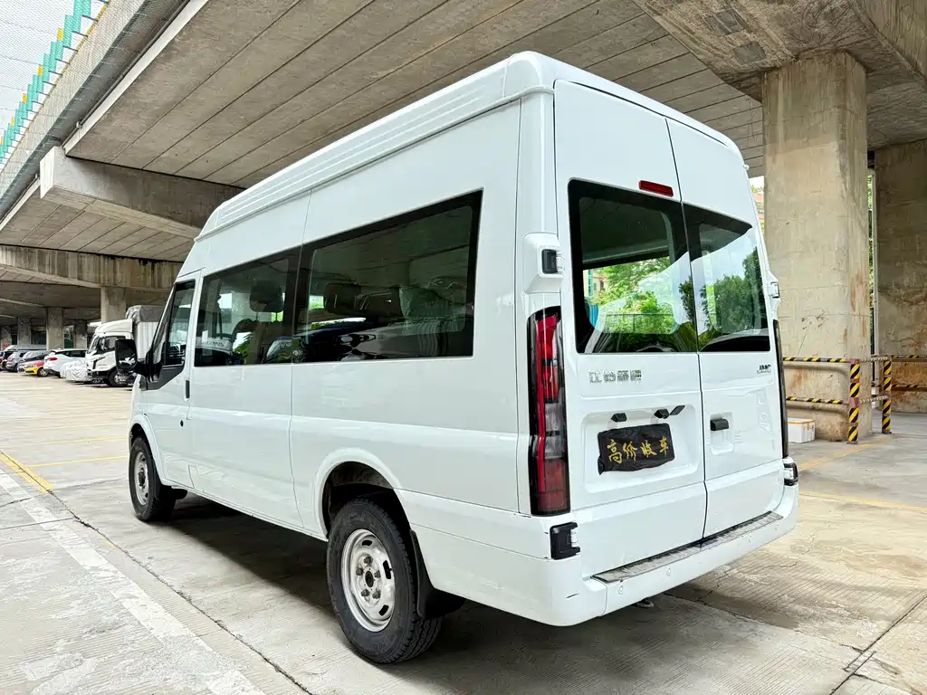 JMC JMC Fushun — миниатюра 7