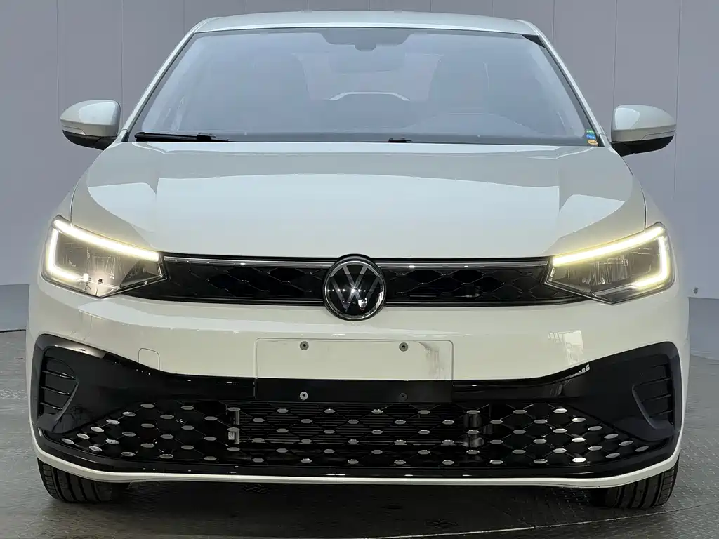 Volkswagen Lavida — миниатюра 2