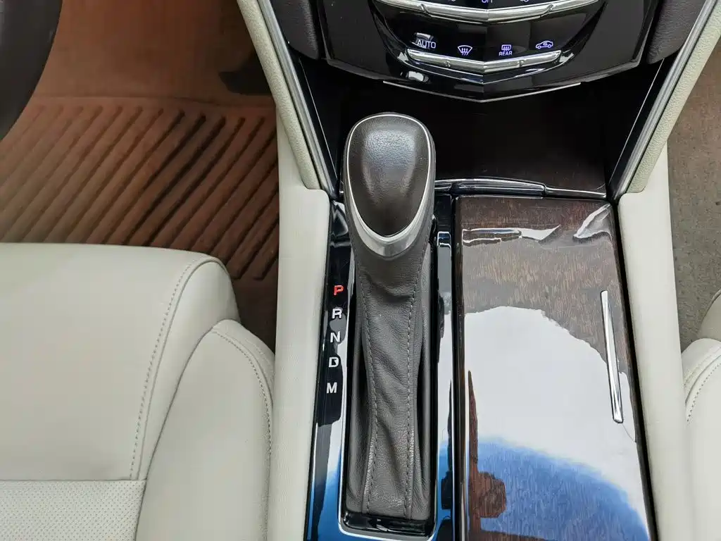 Cadillac XTS — миниатюра 13