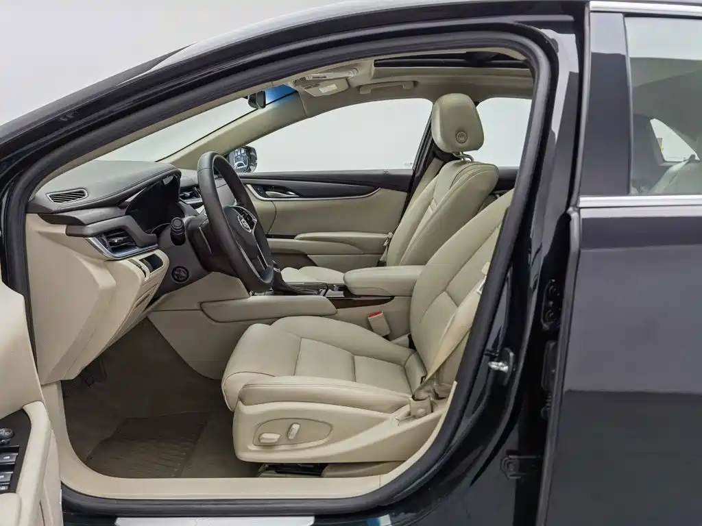 Cadillac XTS — миниатюра 10