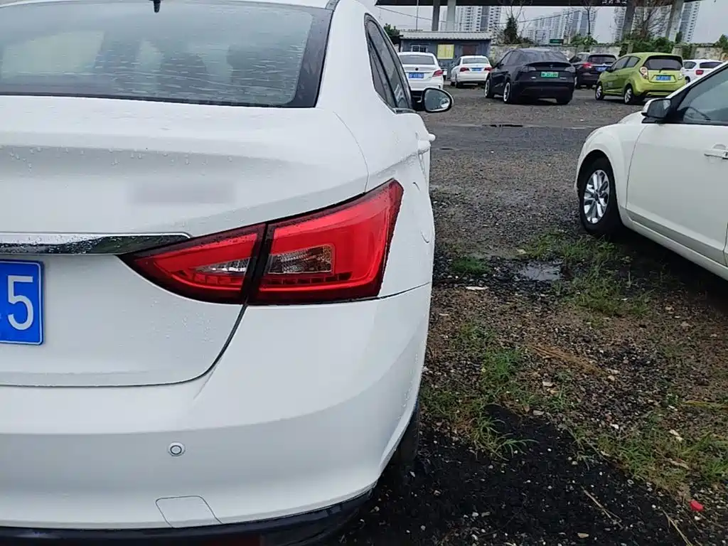 Chery Arrizo 5 — миниатюра 8